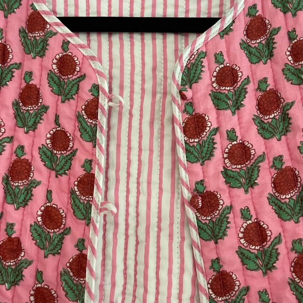 Floral Block Print Pink Quilted Jacket - Reversible - Picture 2 of 4